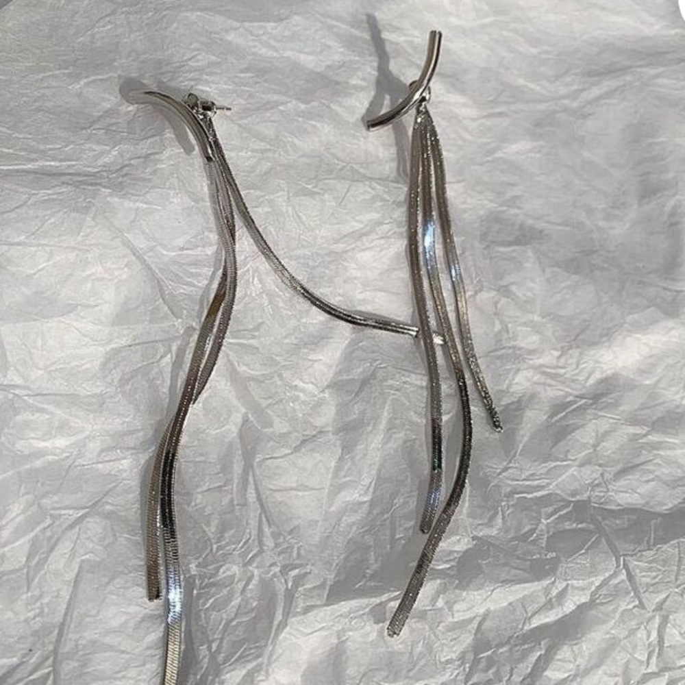 18K white gold plated tassels earrings - Picture 4 of 4